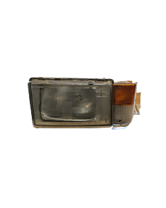  Volvo 1372395 Headlight Right Volvo 240 260