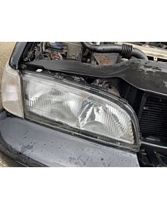 "Volvo V70 1996-2000 Right Headlight: Bright, Reliable, Easy Install"