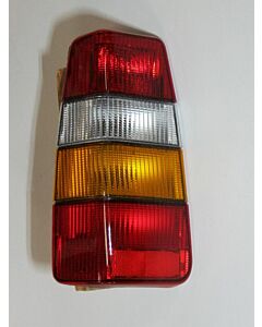 Achterlicht 245+265 links compleet met oranje knipperlicht glas 1981+ 240 polar estate 240 260  origineel niet meer lverbaar zie 1372489_B