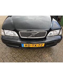 "Volvo V70 Black Front Bumper - Sleek & Durable Upgrade"