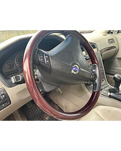 Product Name: "Volvo Elite Wood Wheel Upgrade for V70, S60, S80 Models"

Short Description: "Experience luxury with our premium houten (wooden) steering wheel upgrade, designed exclusively for Volvo V70, S60, and S80 models."