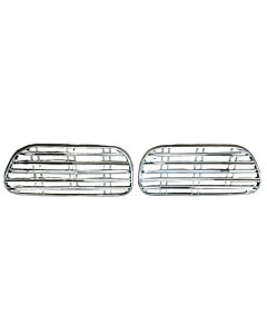 volvo grille set (links en rechts) voor de amazon 68-  onderdeel nummer 672278-9U (gebruikt en kleine schade)