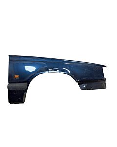 Front Panel 850 Right Front in Super Condition, Like New for Volvo